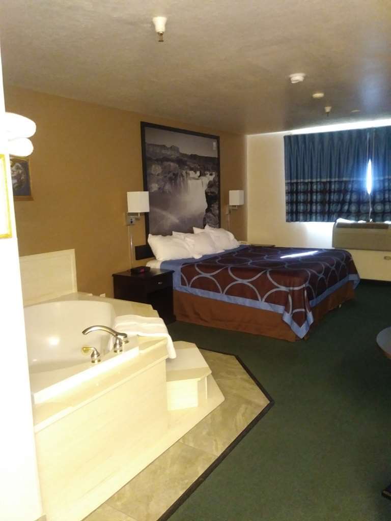 Surestay Hotel By Best Western טווין פולס חדר תמונה