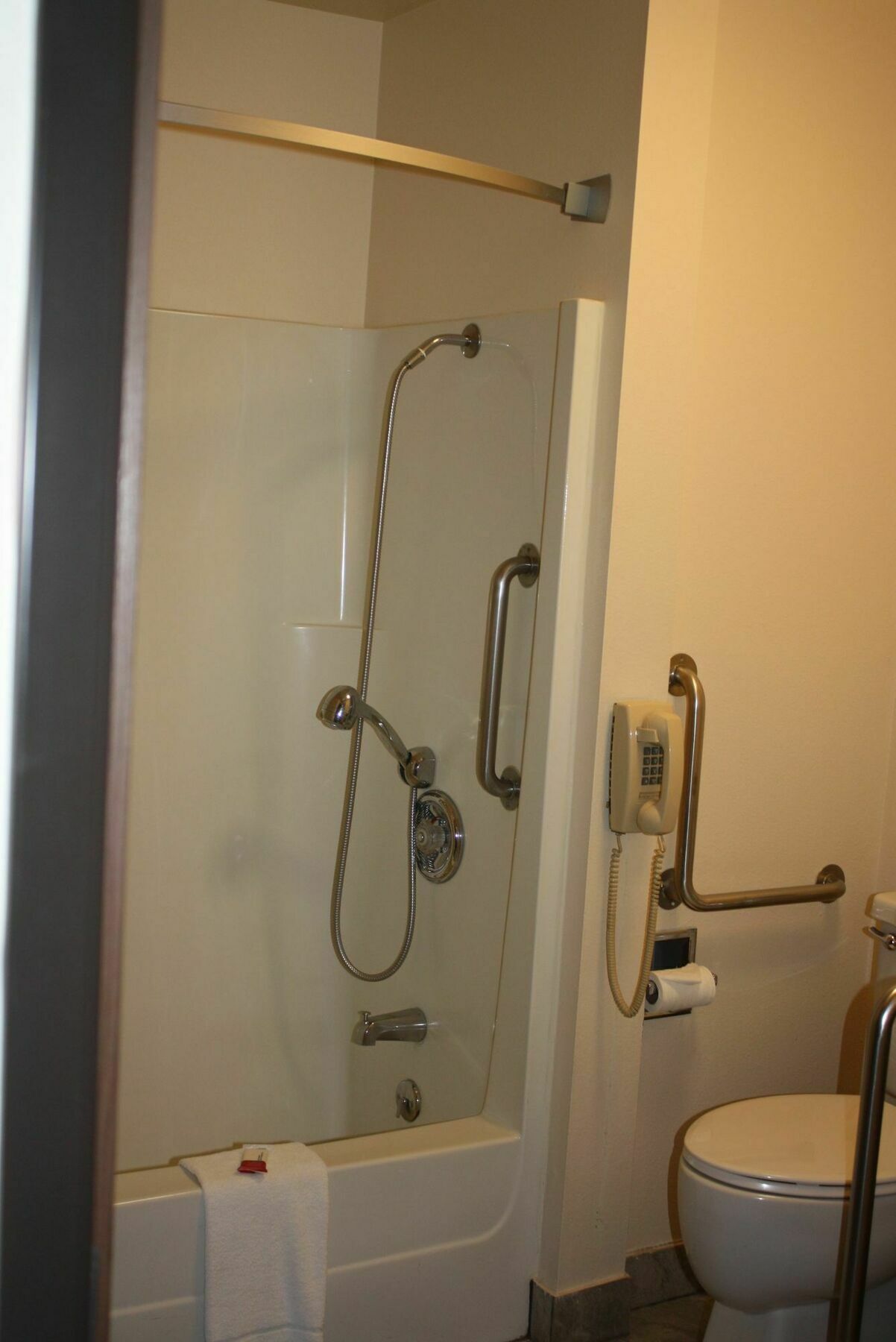 Surestay Hotel By Best Western טווין פולס מראה חיצוני תמונה